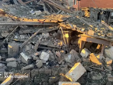 Росіяни вранці скинули бомби на Вовчанськ, є травмовані та загибла
