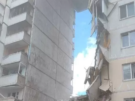 В Бєлгороді обвалився цілий під'їзд 10-поверхового будинку, є загиблі та постраждалі